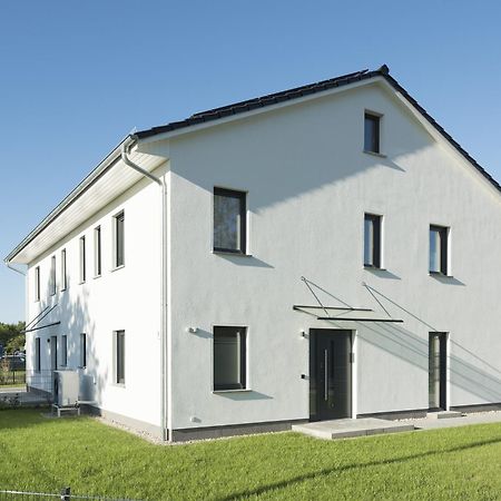 Bohnapartments Haus Zocheblick - 2 Kostenlose Parkplaetze - Sehr Ruhig - 4 Schlafzimmer - Neubau - Vollausstattung - Wlan Hoppegarten Exterior photo